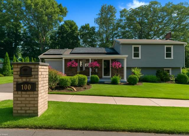 Property at 100 Anns Farm Rd, Hamden, CT 06518, 3 beds, 1 bath