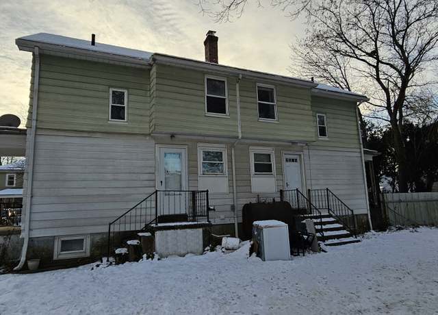 Property at 40 Boys Ave, Killingly, CT 06263, 6 beds, 2 baths