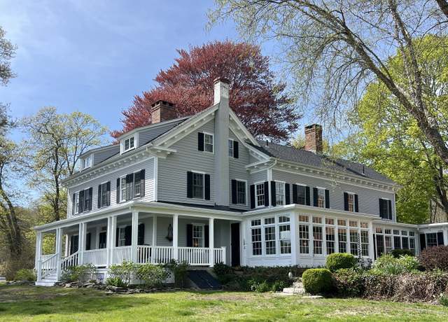 Property at 850 Noank Rd, Groton, CT 06355, 5 beds, 4.5 baths