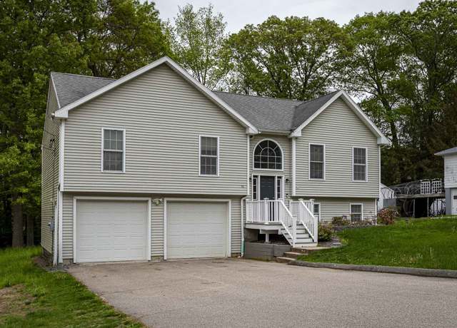 Property at 16 Porach Rd, Montville, CT 06382, 3 beds, 2 baths