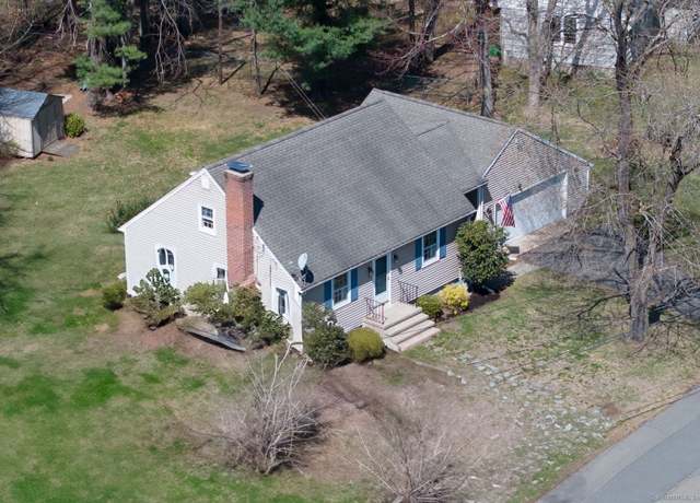 Property at 8 Lynwood Dr, Southington, CT 06479, 2 beds, 1 bath