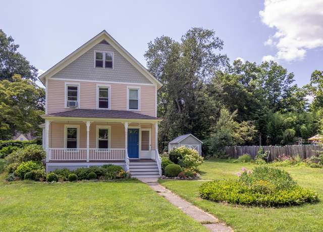 Property at 6 Maple St, Weston, CT 06883, 4 beds, 1.5 baths