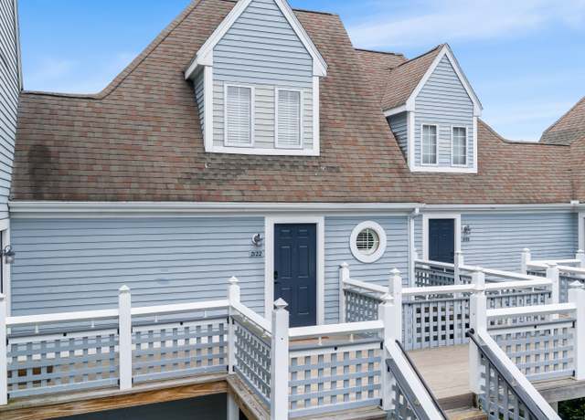 Property at 2122 Old Pond Ln #2122, Norwich, CT 06360, 1 bed, 2 baths