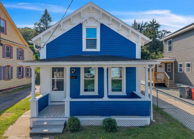 Property at 300 Central Ave, Norwich, CT 06360, 4 beds, 1 bath