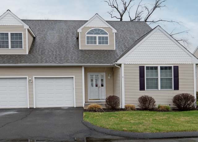 Property at 6 Pond View Cir #6, North Haven, CT 06473, 2 beds, 2.5 baths