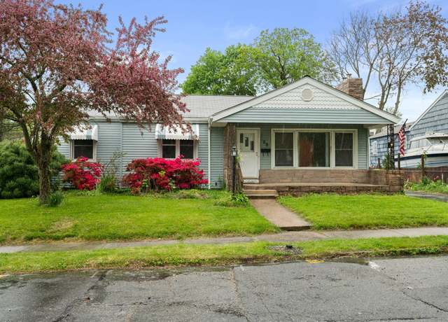 Property at 29 Longview St, New London, CT 06320, 4 beds, 2 baths