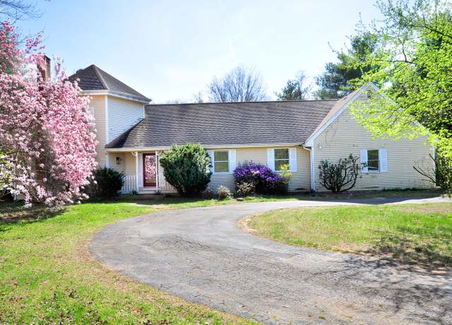 Property at 109 E Weatogue St, Simsbury, CT 06070, 3 beds, 3 baths