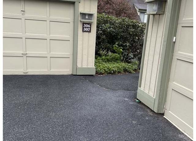 Property at 306 Heritage Vlg Unit E, Southbury, CT 06488, 2 beds, 2 baths