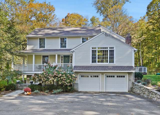 Property at 86 Blackman Rd, Ridgefield, CT 06877, 5 beds, 3.5 baths