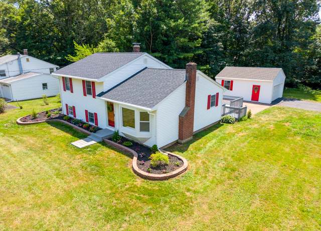Property at 64 Ridgefield Rd, Wallingford, CT 06492, 3 beds, 2 baths