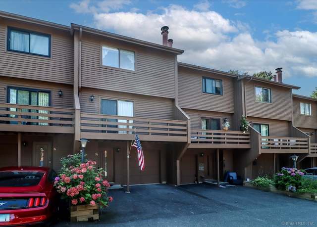 Property at 157 Shelter Rock Rd #37, Danbury, CT 06810, 2 beds, 1.5 baths