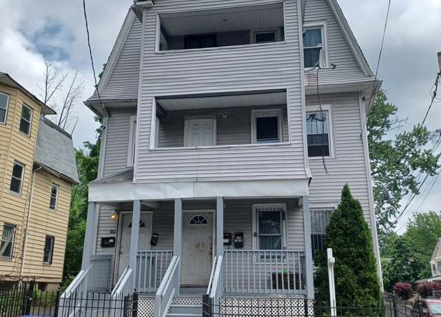 Property at 186 Brook St, Hartford, CT 06120, 9 beds, 3 baths