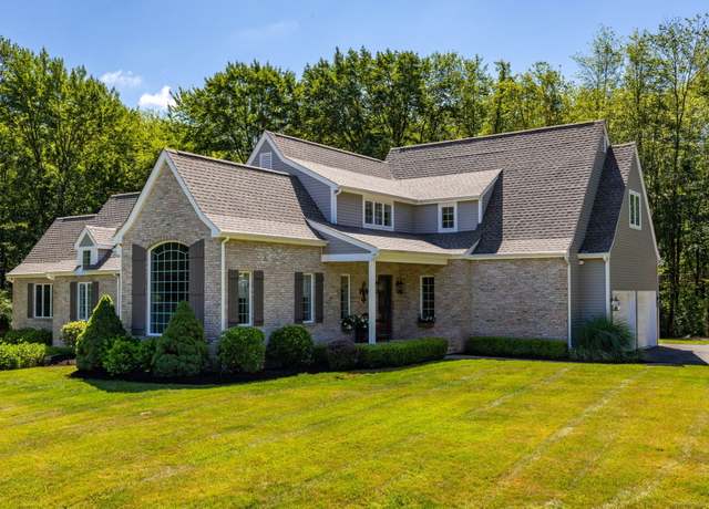 Property at 60 Crystal Farms Ct, Southington, CT 06489, 4 beds, 3 baths