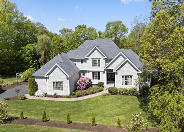 Property at 35 Bart Dr, Canton, CT 06019, 4 beds, 4.5 baths