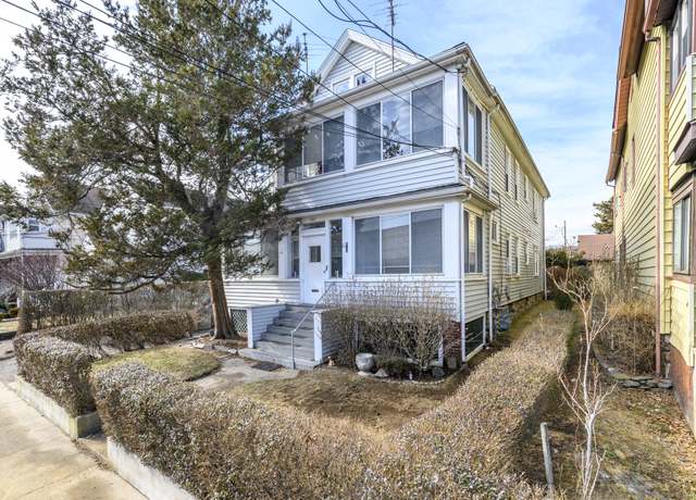 Property at 267 Fairfield Ave, Stamford, CT 06902, 4 beds, 2 baths
