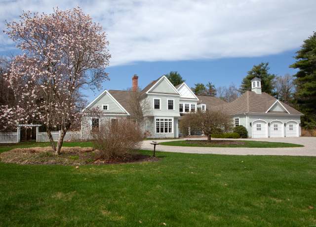 Property at 3 Ridgebury Rd, Simsbury, CT 06070, 4 beds, 3.5 baths