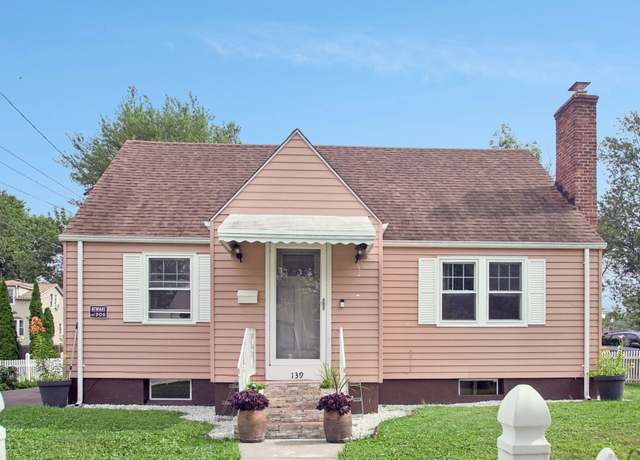 Property at 139 Yale St, Hartford, CT 06106, 3 beds, 2 baths
