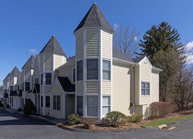 Property at 59 Prospect St Apt C, Ridgefield, CT 06877, 3 beds, 2.5 baths