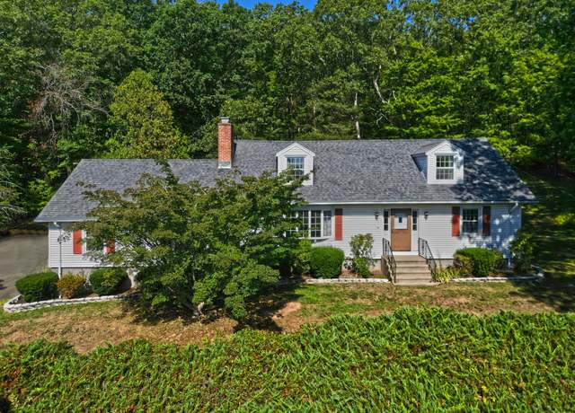Property at 1350 Mount Carmel Ave, Hamden, CT 06518, 4 beds, 2 baths