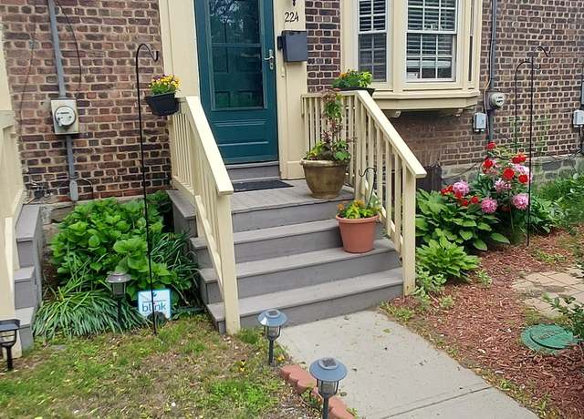 Property at 224 Alsace St St #224, Bridgeport, CT 06604, 2 beds, 1 bath