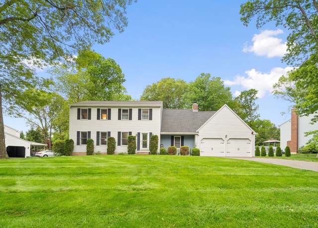 Property at 132 Royal Oak Dr, Southington, CT 06489, 4 beds, 2.5 baths