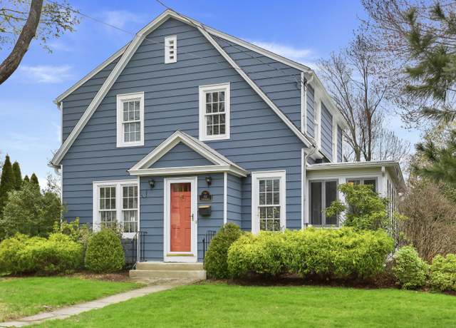 Property at 41 Ludlowe Rd, Fairfield, CT 06824, 3 beds, 2 baths