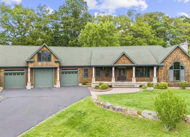 Property at 55 Paula Ln, Manchester, CT 06040, 3 beds, 2 baths