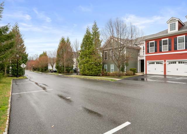 Property at 19 Mill Rd #19, Danbury, CT 06810, 3 beds, 2.5 baths