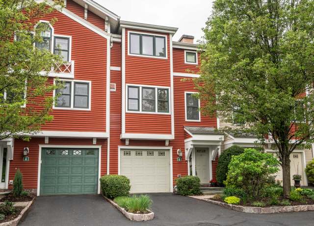 Property at 645 Prospect Ave #9, West Hartford, CT 06105, 3 beds, 3.5 baths