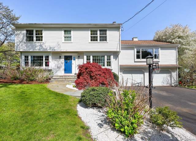 Property at 218 Elm St, Fairfield, CT 06824, 3 beds, 2.5 baths