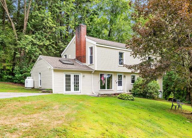 Property at 18 Highview Dr, Harwinton, CT 06791, 5 beds, 3 baths