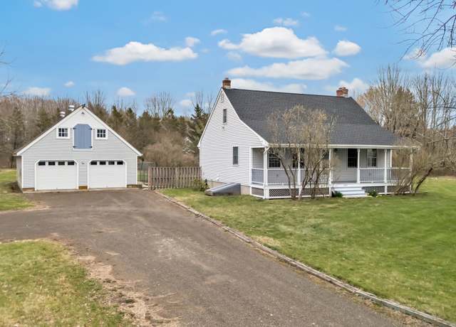 Property at 1604 Glasgo Rd, Griswold, CT 06351, 3 beds, 2 baths