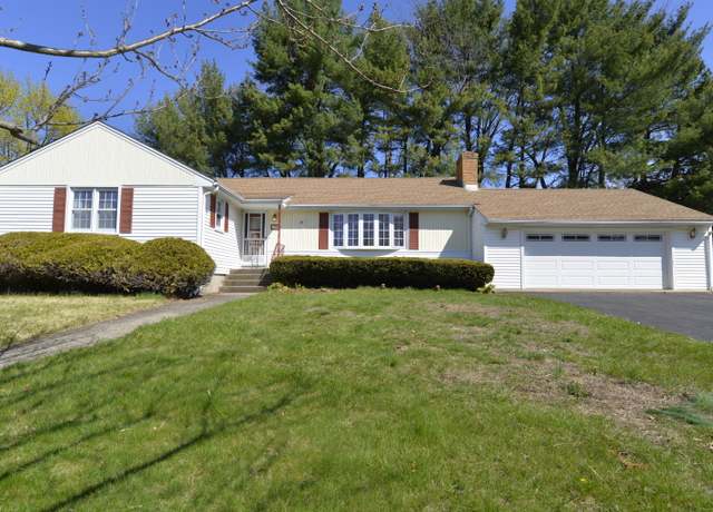 Property at 100 Goldbach Dr, Stratford, CT 06614, 3 beds, 1.5 baths