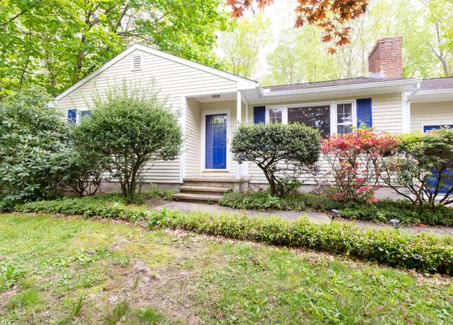 Property at 138 White Birch Dr, Guilford, CT 06437, 2 beds, 2 baths
