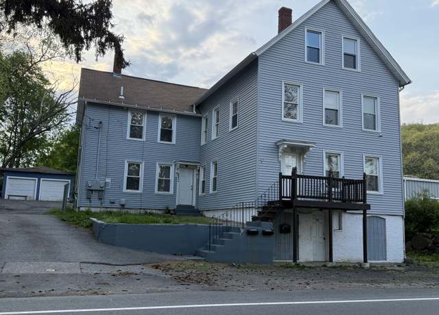 Property at 324 Norwich Ave, Norwich, CT 06380, 9 beds, 2 baths