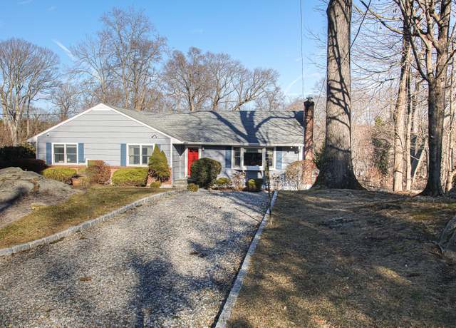 Property at 477 Den Rd, Stamford, CT 06903, 3 beds, 2.5 baths