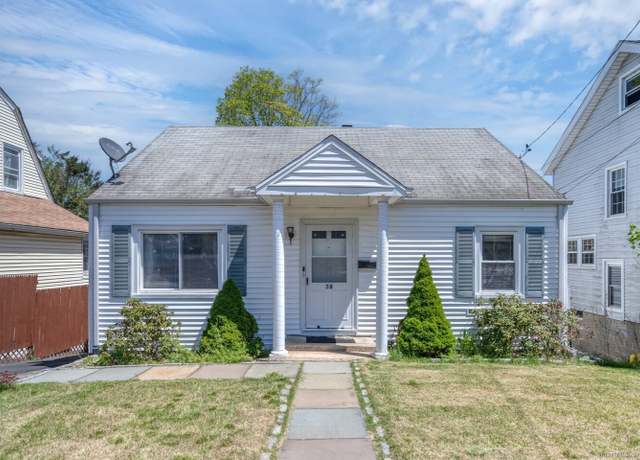 Property at 38 Silvermine Ave, Norwalk, CT 06850, 3 beds, 1 bath