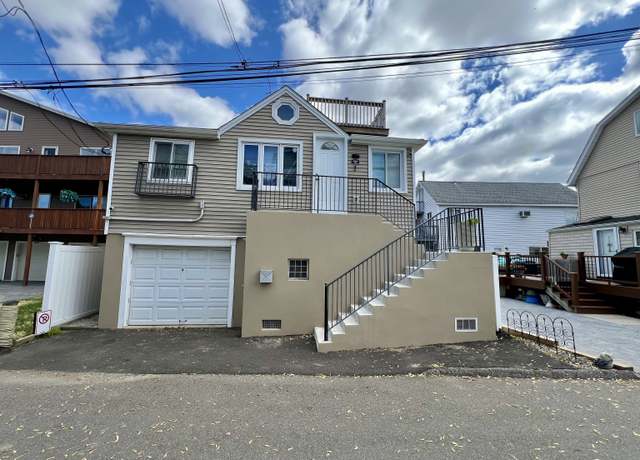 Property at 7 Silver St, Milford, CT 06460, 2 beds, 1 bath