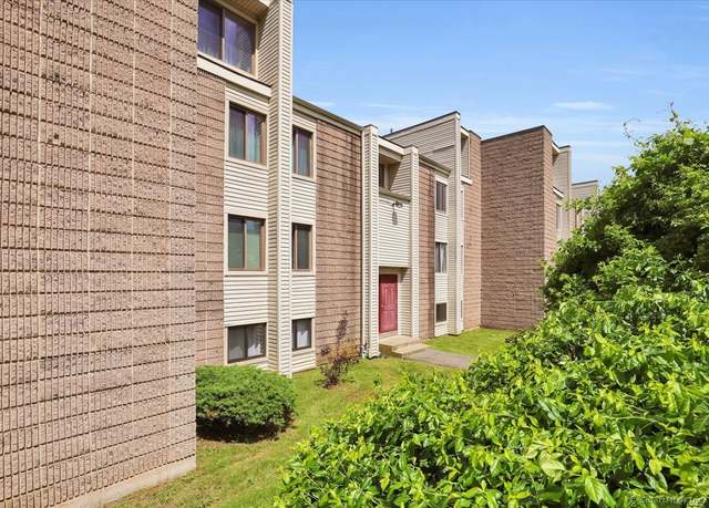 Property at 60 Burgundy Hill Ln #60, Middletown, CT 06457, 2 beds, 1 bath