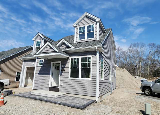Property at 34 Ivy Hill Rd, Waterford, CT 06385, 3 beds, 2 baths