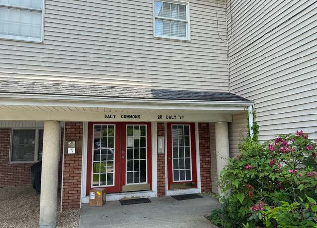 Property at 20 Daly St Apt 2C, Stamford, CT 06902, 2 beds, 1 bath