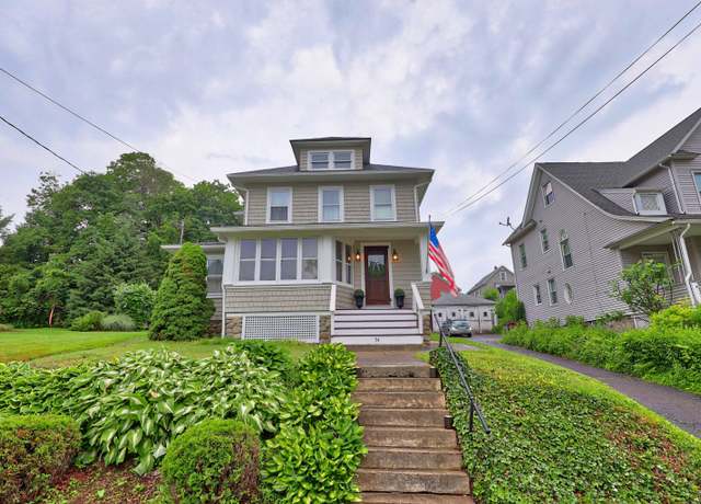 Property at 54 Woodlawn Ave, Naugatuck, CT 06770, 3 beds, 1.5 baths