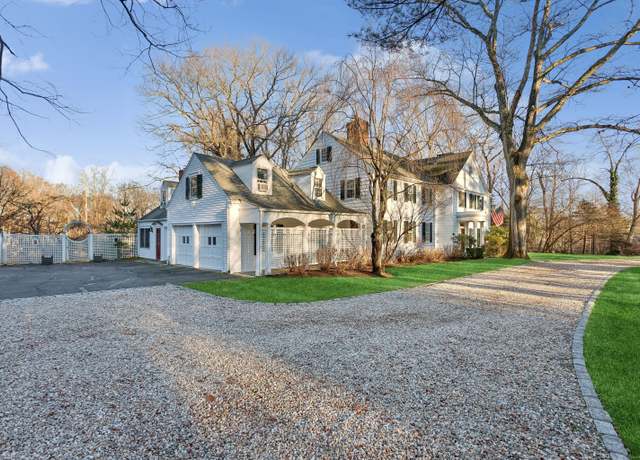 Property at 2 Laurel Rd, Stamford, CT 06903, 5 beds, 3.5 baths