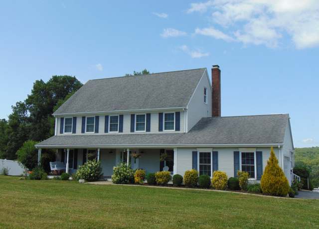 Property at 46 Skyview Dr, Colchester, CT 06415, 5 beds, 3.5 baths