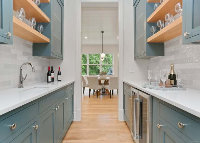 Property at 26 Morningside Dr S, Westport, CT 06880, 7 beds, 7.5 baths