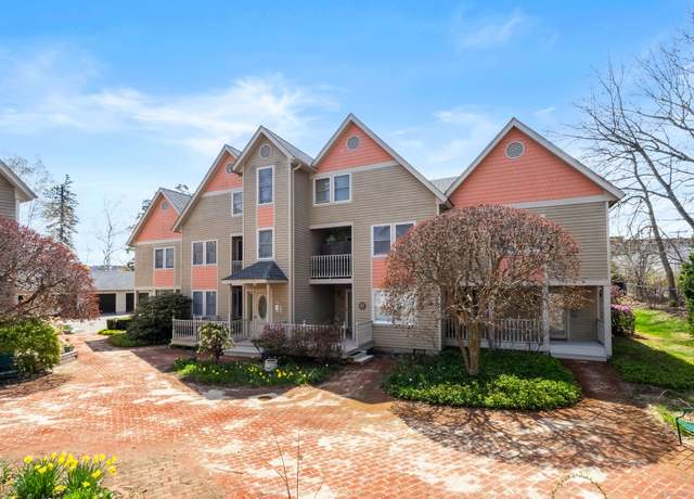 Property at 68 Wilson Ave Apt 211, Torrington, CT 06790, 2 beds, 1.5 baths
