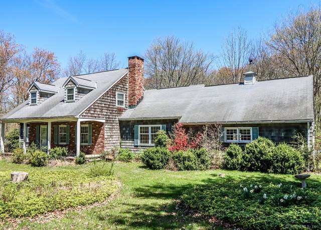 Property at 10 Meadow Ln, Sherman, CT 06784, 4 beds, 2.5 baths