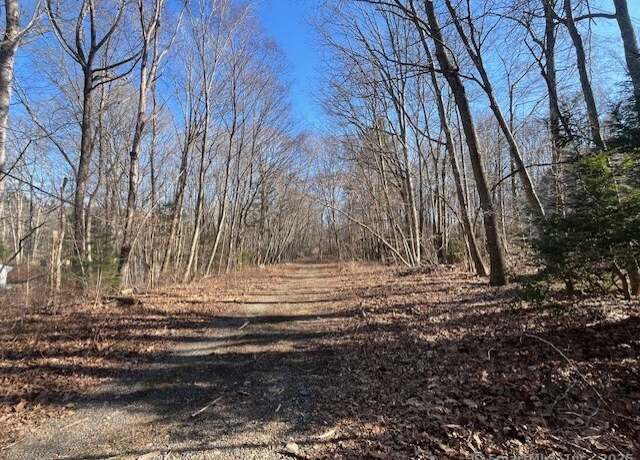 Property at 7 Green Valley Lakes Rd, East Lyme, CT 06333