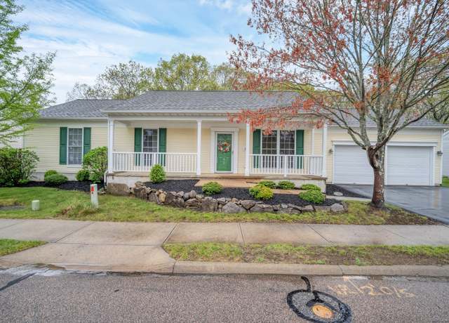 Property at 33 Beechwood Dr, Waterford, CT 06385, 2 beds, 2 baths