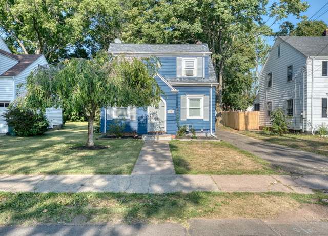 Property at 19 Bank St, Hamden, CT 06514, 3 beds, 1.5 baths